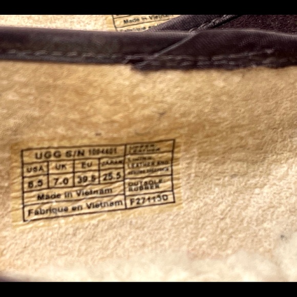 UGG Australia Flats Brown Leather Brass Stud Trim - Picture 12 of 12